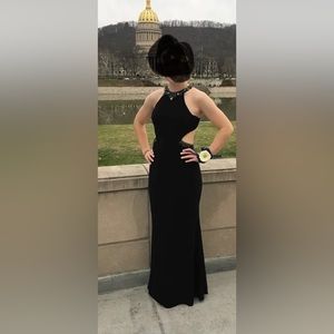 Black jeweled prom/formal dress - size 0